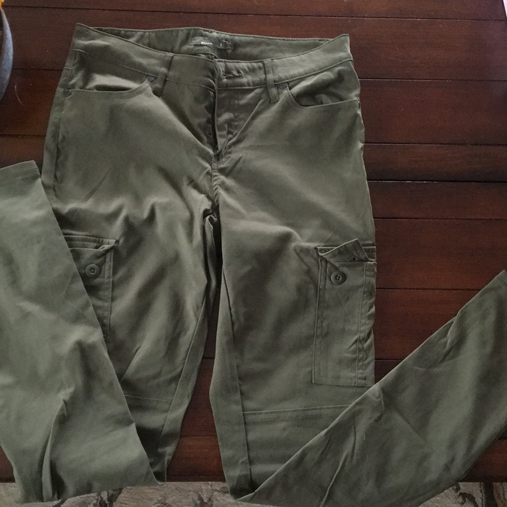 Water resistant pants - Picture 2 of 3